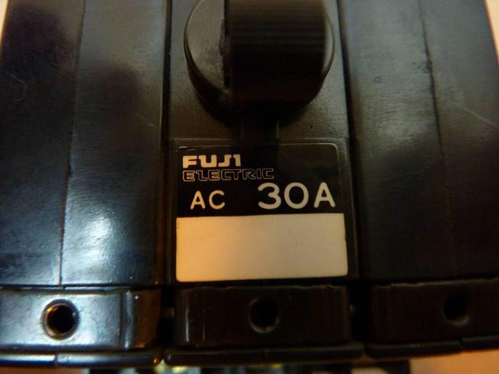 Used FUJI ELECTRIC 30 Amp Circuit Protector Breaker CP33EM/30W #3913