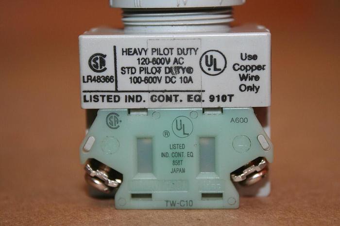 Used IDEC Push Button ABW410-B BLACK #19999