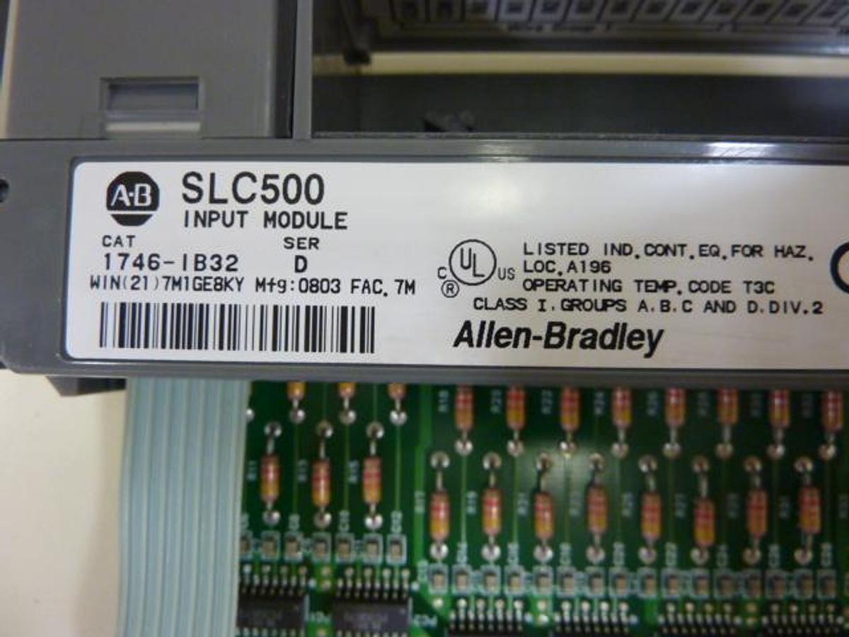 Used ALLEN BRADLEY Input Module 1746-IB32 SER D Used