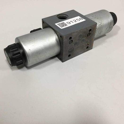 Used MANNESMANN REXROTH Valve 4WE10E6731/CG24N9Z4T08 Used
