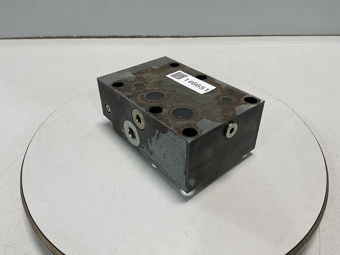 Used PARKER PRM6PA25KN33XB570