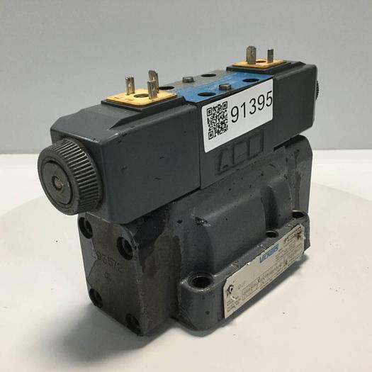 Used VICKERS Valve DG4V-3-6C-M-U-HL7-60-B13 Used