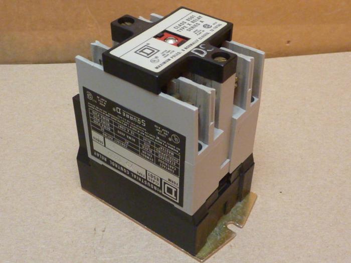 Used SQUARE D Industrial Control Relay 8501-XO  1200 #33177
