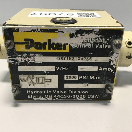 Used PARKER Directional Control Valve D3T1H21X4236 #97097