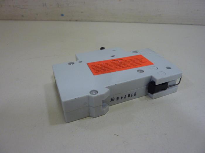 Used GENERAL ELECTRIC / GE V-Line Breaker V86106 #64170