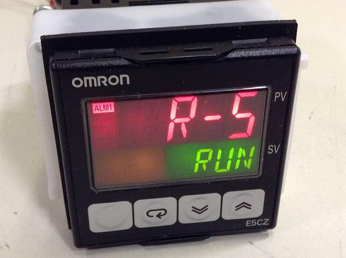 Used OMRON Temperature Controller E5CZ-C2MT #86267