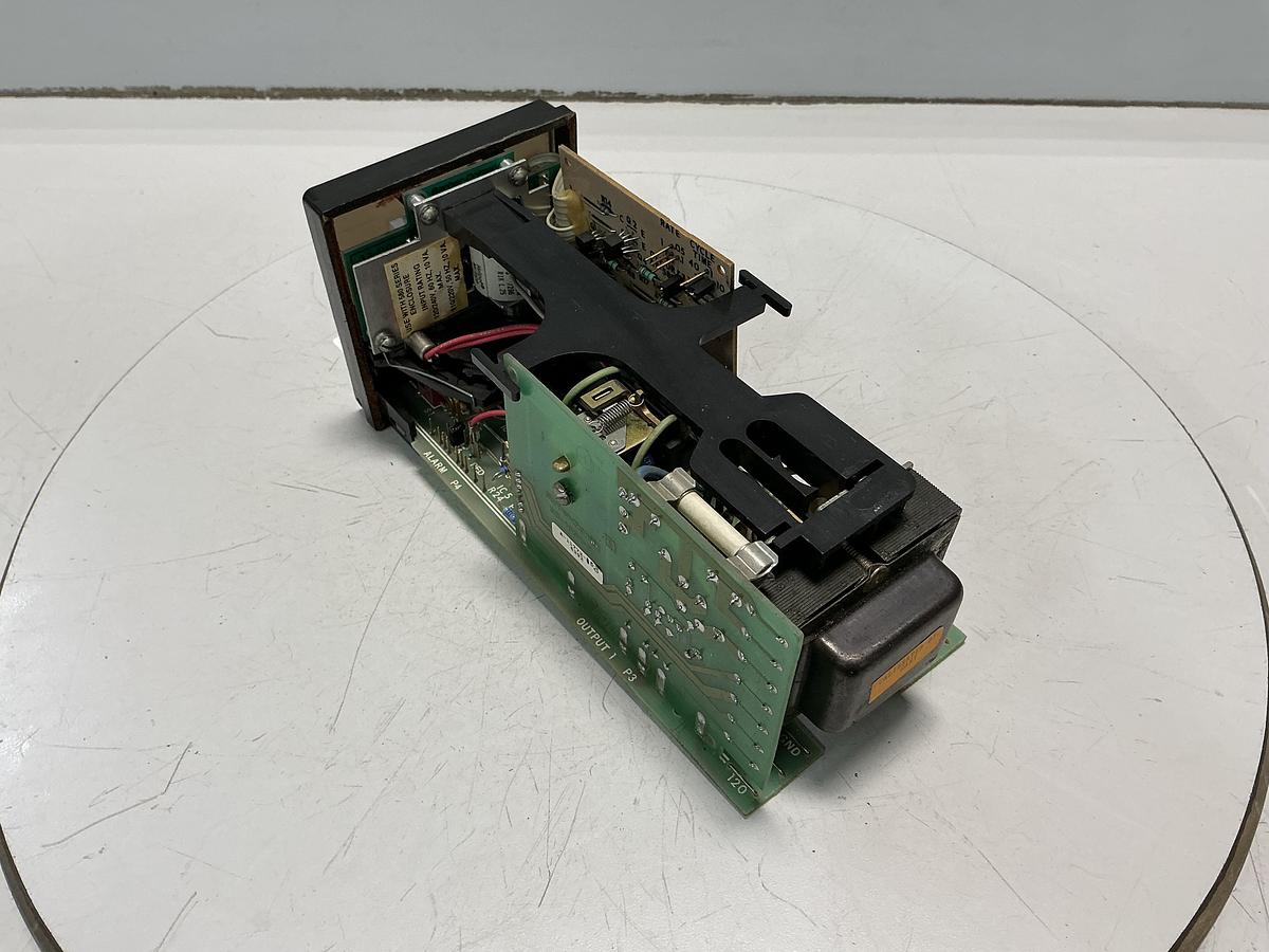 Used BARBER COLMAN 586A-20015-000-0-00