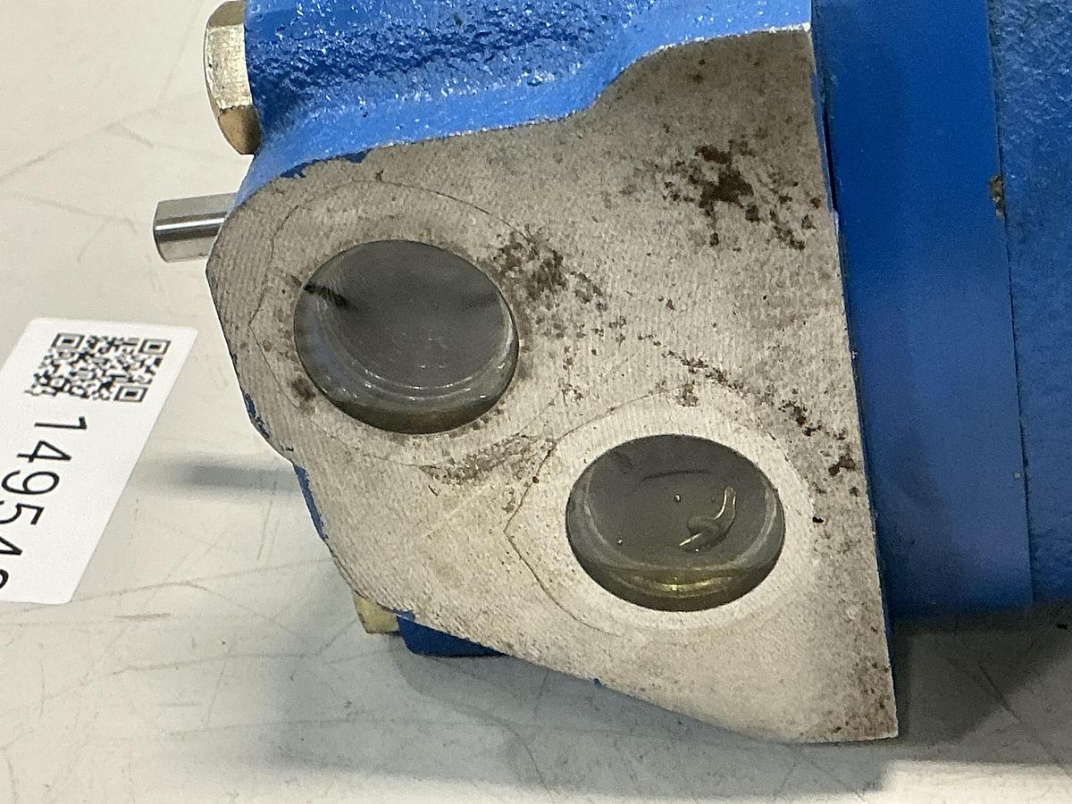 Used CHAR-LYNN / EATON 2TH08AS2S-E