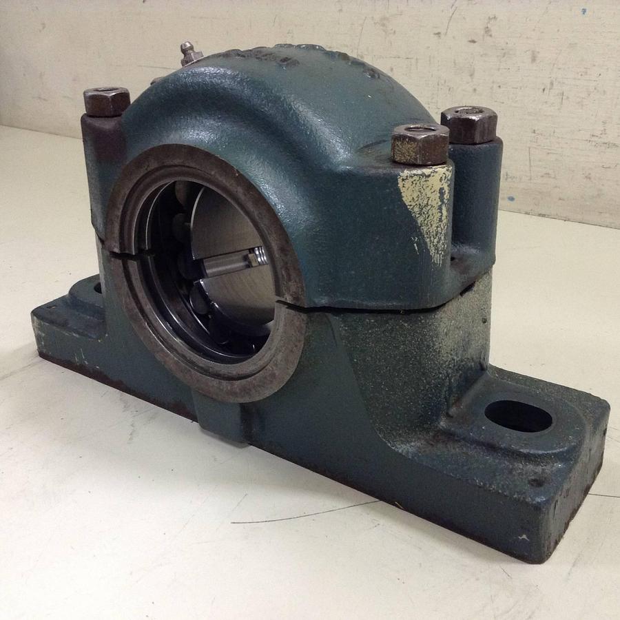 Used DODGE Pillow Block Roller Bearing SAF XT 517 Used