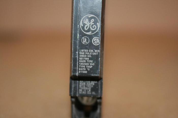 Used GENERAL ELECTRIC / GE 30 Amp Circuit Breaker THQP130 #19386