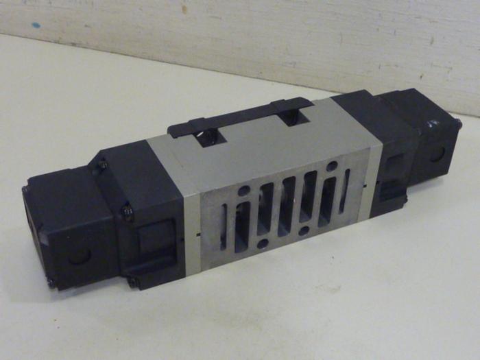 Used SMC Valve VS7-8-FJG-D-3Z #64077