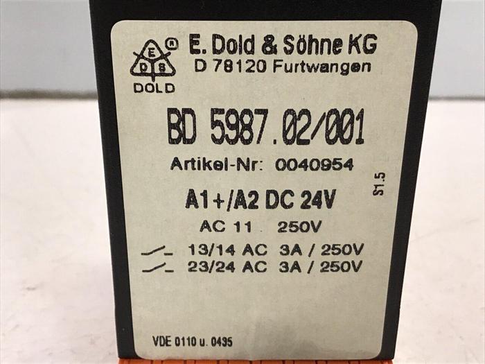 Used E DOLD & SOHNE KG Emergency Stop Module BD5987.02/001 #125399