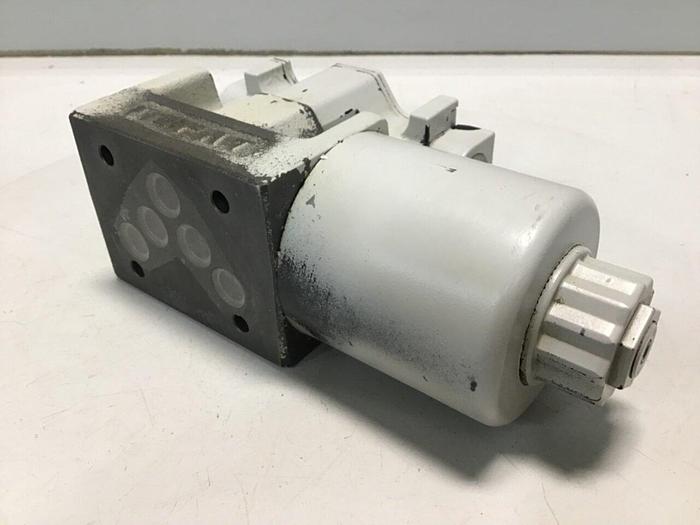 Used YUKEN Valve DSG032B2D2450170 #111757
