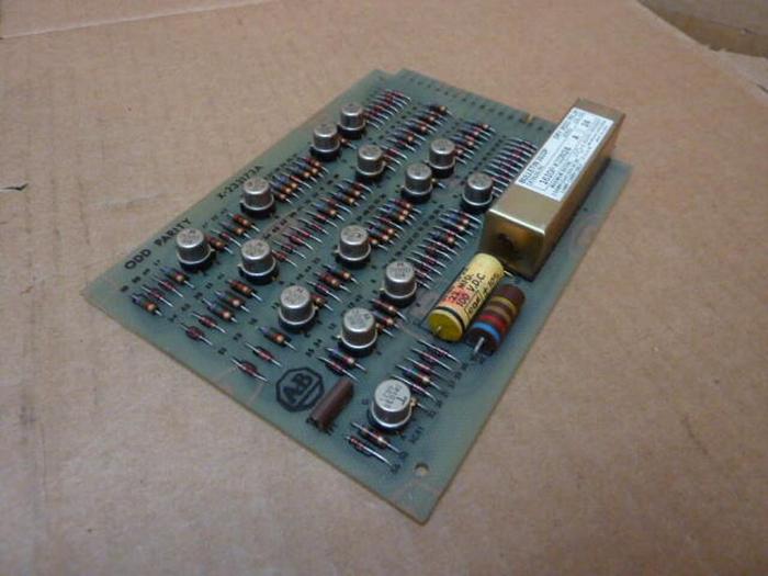 Used ALLEN BRADLEY Odd Party PC Board X-233173A #27104