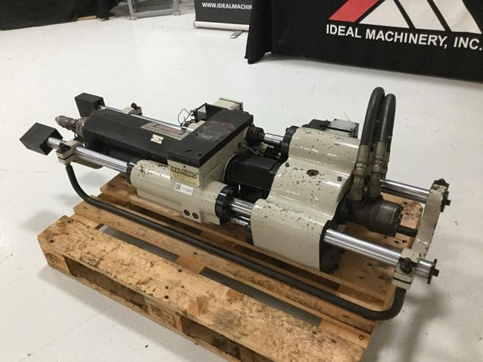 Used CINCINNATI MILACRON 2.97 Oz Injection Unit VS33-2.97 / IU Used