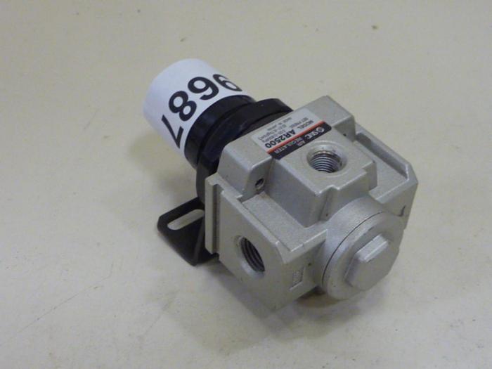 Used SMC Air Regulator AR2500 #59687
