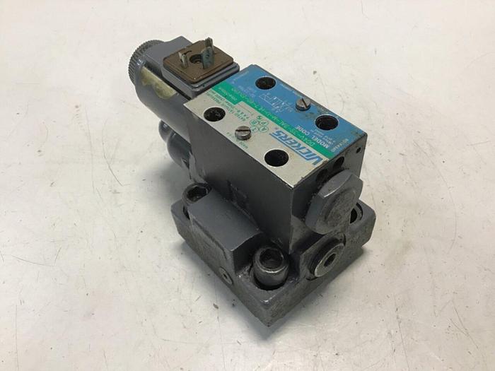 Used VICKERS Valve DG4V3S2ALMUHL760EN490 #138823