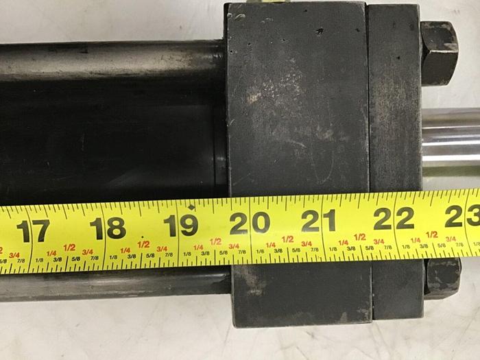 Used HYDRO LINE Injection Sled Cylinder N5S-3.25X18 #125337