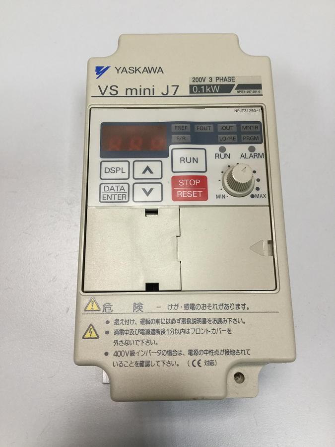 Used YASKAWA VS Mini J7 Inverter CIMR-J7AA20P1 USED