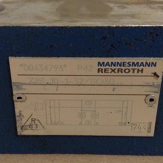Used MANNESMANN REXROTH Valve Z2S10132SO30 #90334