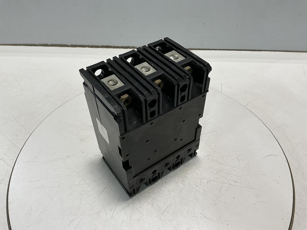 Used SQUARE D TAL36060