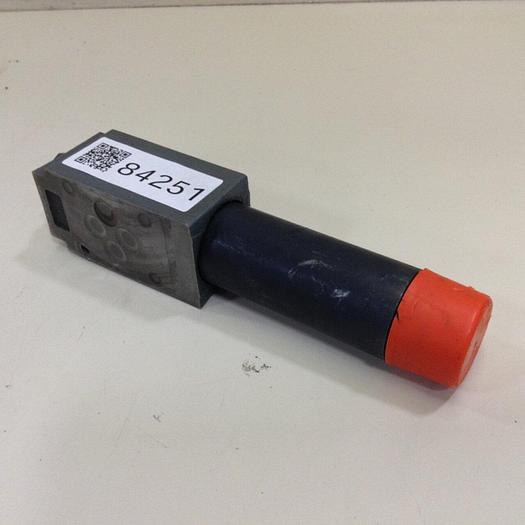 Used MANNESMANN REXROTH Hydraulic Valve ZDR6DP241150YM12 #84251