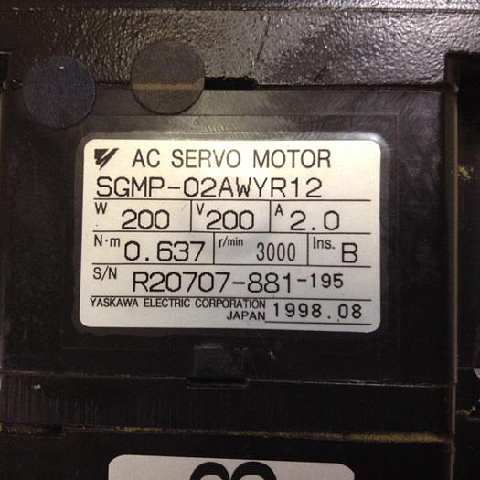 Used YASKAWA ELECTRIC AC Servo Motor SGMP-02AWYR12 #73548