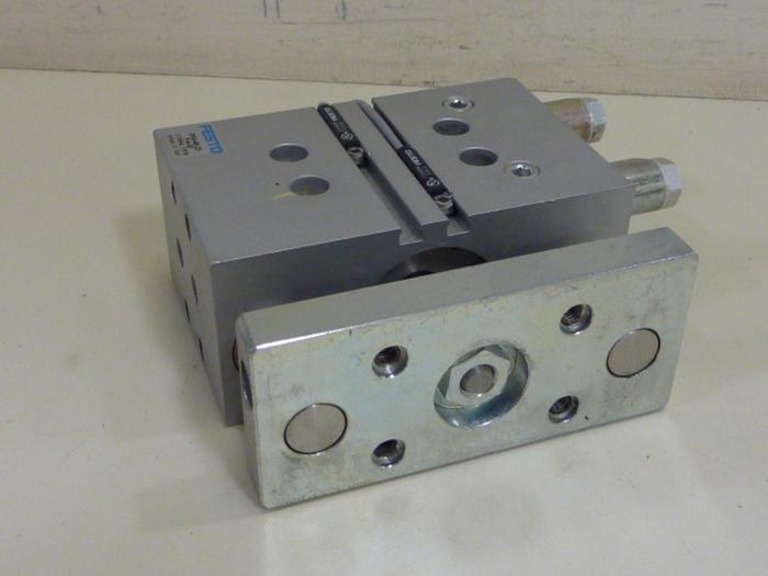 Used FESTO Pneumatic Cylinder DFM-40-25-P-A-GF #57348