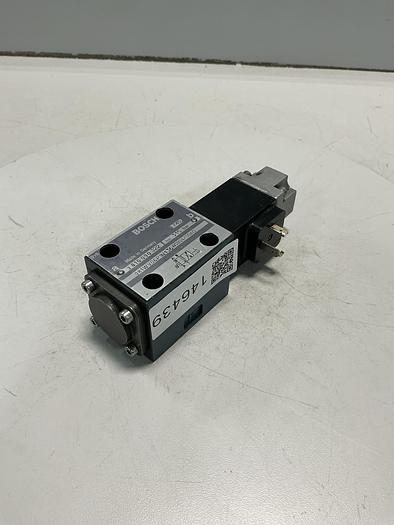 Used BOSCH 0 810 090 322