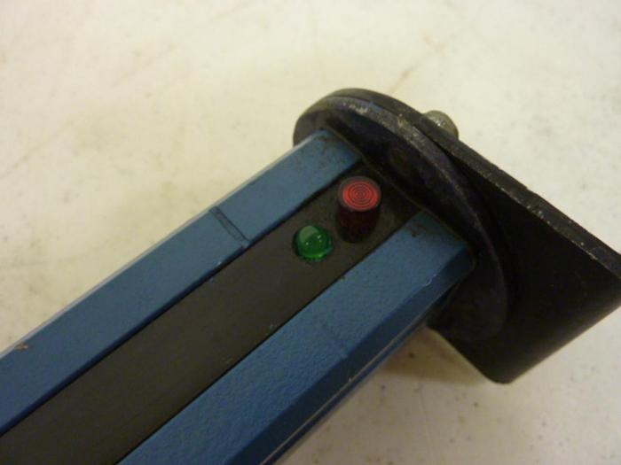 Used TRIAD Light Curtain Emitter MG-36-AB-AU-E #59287