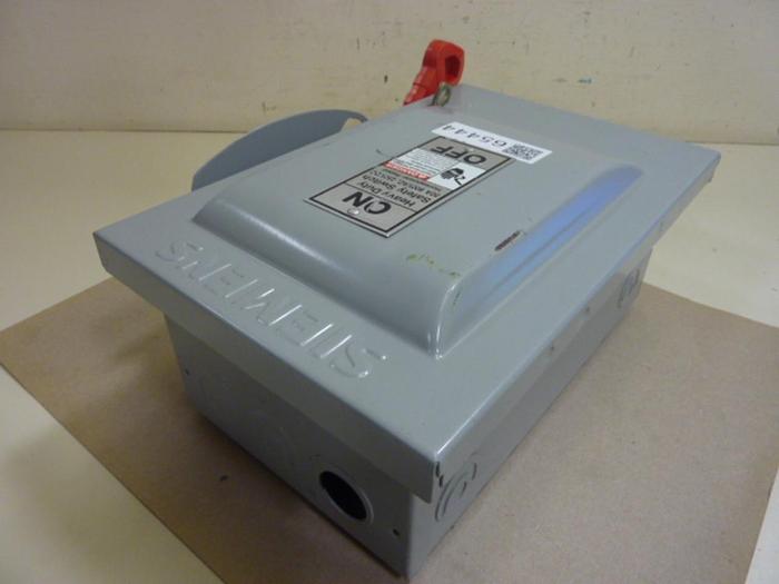 Used SIEMENS 30 Amp Safety Disconnect Switch HNF361 VBII #65444