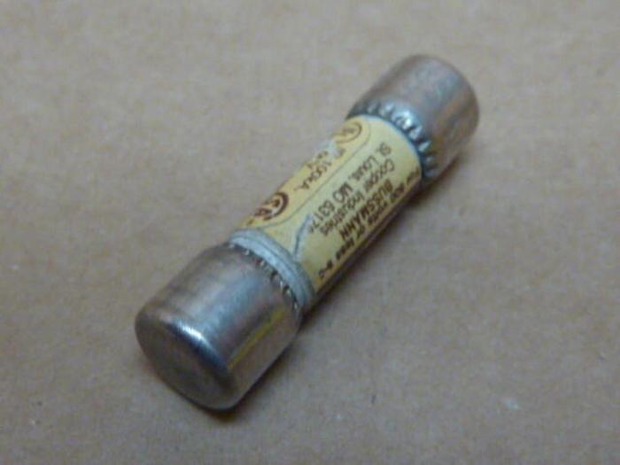 Used LIMITRON 20 Amp Fuse KTK-20 #36077