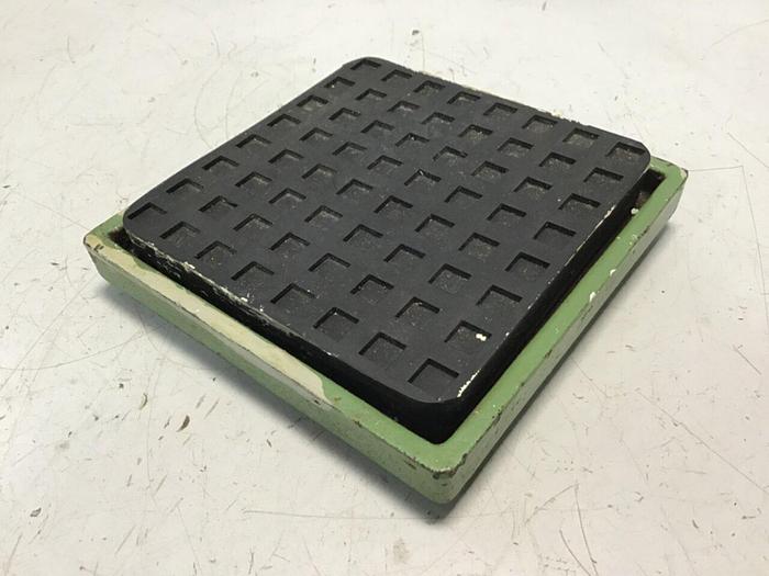 Used TECHNIK Leveling Mount Pad 5 x 5 BWZ-12V #122721