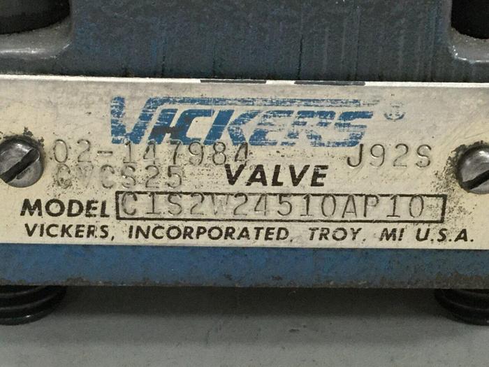 Used VICKERS Valves DG4V-3-2AL-M-U-HL7-60 #111260