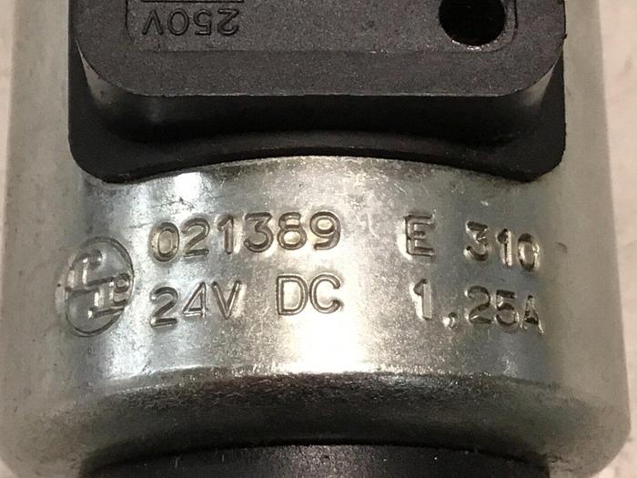 Used REXROTH Directional Control Valve 4WE6J62/EG24N9K4 Used