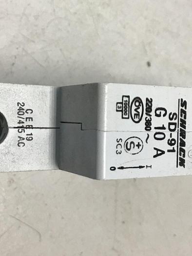 Used SCHRACK 10 Amp Circuit Breaker SD-91G 10A #119658