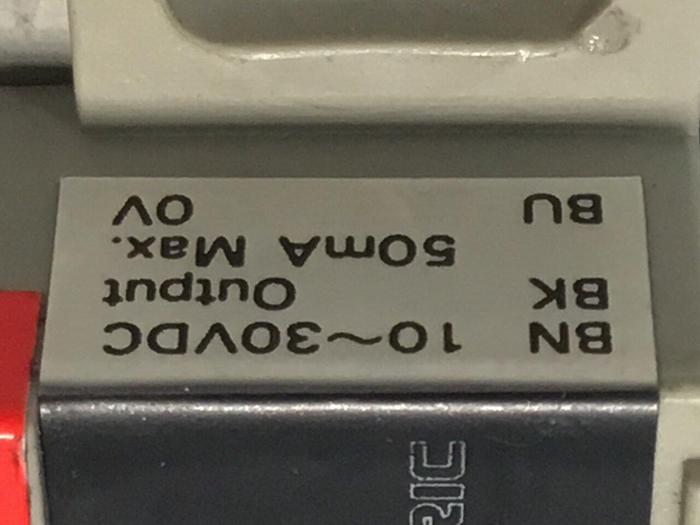 Used FUJI ELECTRIC Proximity Switch PE-B4D3 #128344