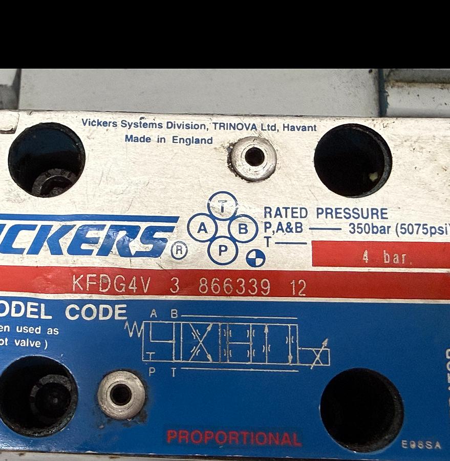 Used VICKERS KFDG5V 7 26200N X VM U1 H1 12 EN30