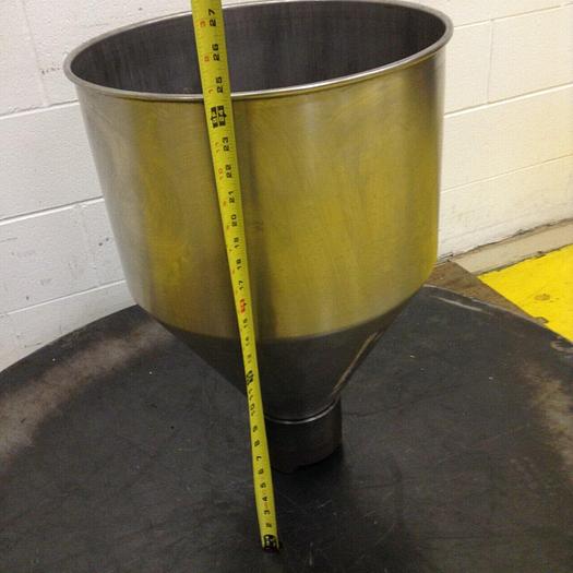 Used METAL FABRICATOR Hopper w/ Lid HOPPER996 #72996