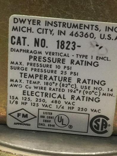 Used DWYER Pressure Switch 1823-80 #101862