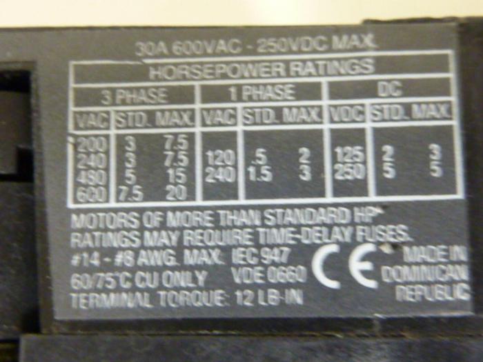 Used ALLEN BRADLEY 30 Amp Disconnect Switch 194R-NJ030P3 SER B #52094