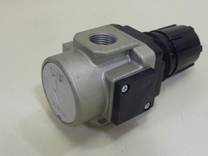 Used SMC Pressure Regulator AR30K-N03-Z #66876