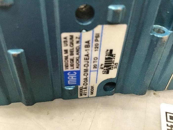 Used MAC Solenoid Valve 411A-DOA-DM-DJEA-1BA #118666