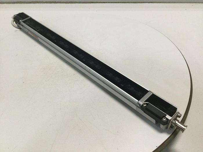 Used KEYENCE CORP Light Curtain Transmitter SL-C20H-T #107030