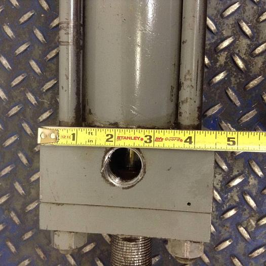 Used CINCINNATI MILACRON Injection Sled Cylinder M H 600-68/CYLINDER 17 #82116