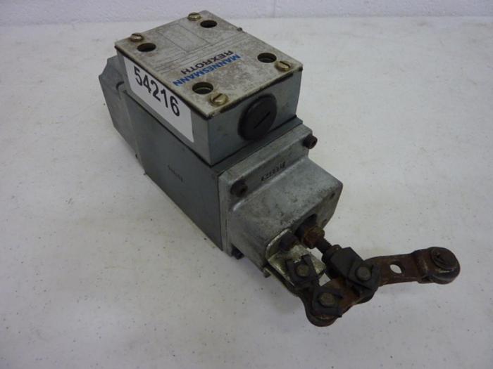 Used MANNESMANN REXROTH Solenoid Valve 54WMRC10X7031YAW #54216