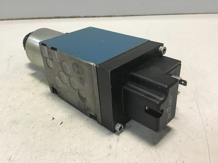 Used BOSCH Valve 0 810 001 904 #137483