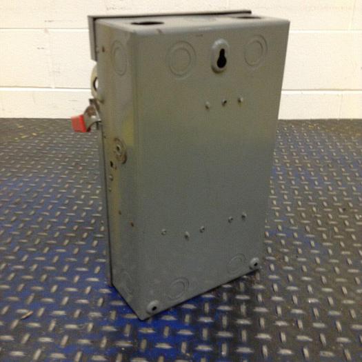 Used CUTLER HAMMER 30 Amp Heavy Duty Safety Switch 4105H311H #82888