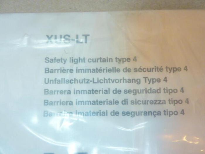 TELEMECANIQUE Safety Light Curtain XUS LZ450 #38902
