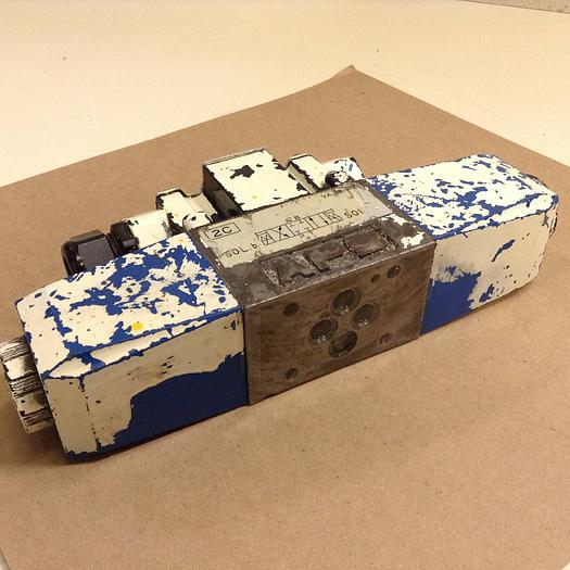 Used VICKERS Tokimec Directional Control Valve DG4V32CMP7H750 Used